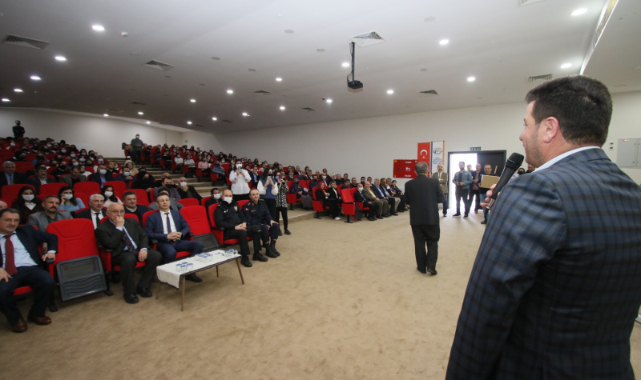 Başkan Soykan'dan Okullara 2 bin kitap