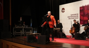 Çanakkale Zaferi Türkü ve Sergiyle Anıldı