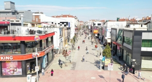 Çark Caddesi'nde Motorlu Araç Kullanımına Dikkat