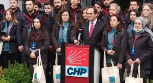 CHP Sakarya’da Kapı Kapı Dolaşmaya Devam Ediyor