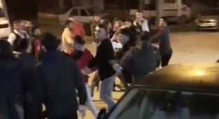 Düğün Günü Kavga: Polis Ekipleri Zor Ayırdı
