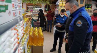 Gölcük'te fahiş fiyat ve stokçuluğa yönelik denetimler yapıldı