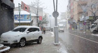 Kocaeli'de kar yağışı etkili oluyor