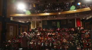 Ömer Karaoğlu Ezgileriyle Yüreklere Dokundu