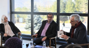 SAÜ'de Türk Edebiyatı Söyleşi Programı Gerçekleşti