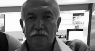 Trabzonspor'un bayrağını asmak isterken çatıdan düşerek hayatını kaybetti
