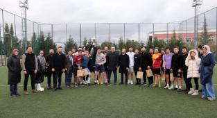 Yabancı Diller turnuvasında Kazanan FC Prep E