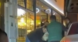 Yol Verme Kavgasında Yumruklar Havada Uçuştu