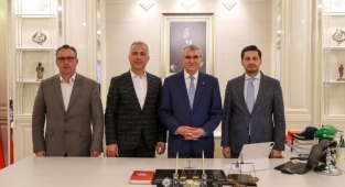 Başkan Yüce Hendek'ten seslendi
