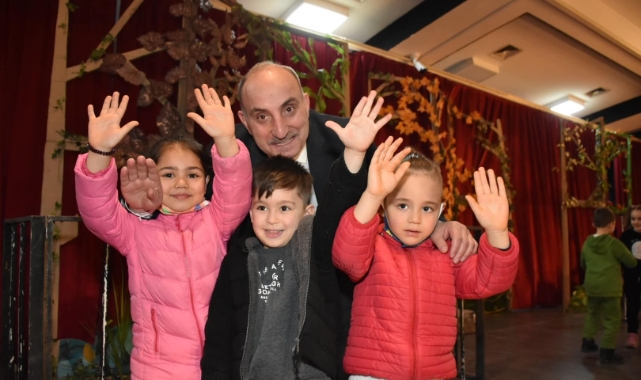 Dört Kafadar Müzikali Çocuklardan Tam Not aldı