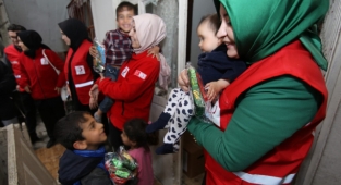 Kızılay İhtiyaç Sahipleri için Sahaya İndi