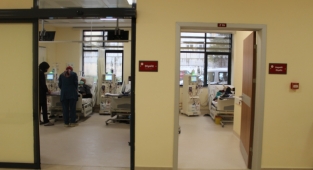 Pamukova’da Diyaliz Ünitesi Hizmete Açıldı