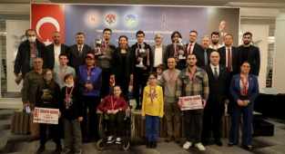 Sakarya’da Düzenlenen Satranç Türkiye Kupası Sona Erdi