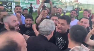 Sakaryasporlu Futbolcuların Başkan Yüce'den İstekleri Var