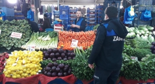 Sapanca'da Zabıta Ekipleri Etiket Denetimi'nde