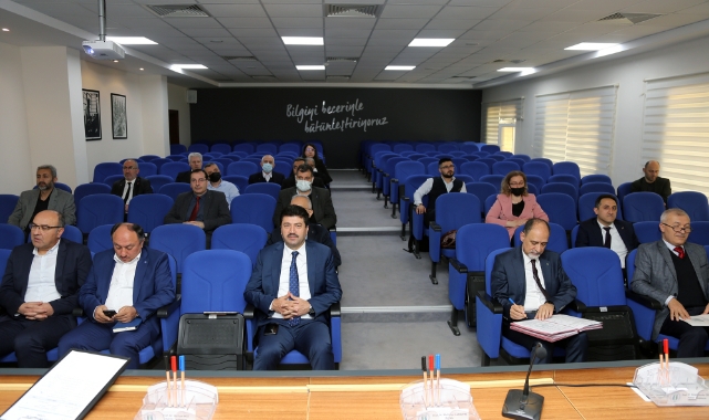 SUBÜ'de 2021 Yılı Birim Performansları Değerlendirildi