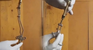 Şüpheli Şahsın Üzerinden Suikast Silahı Çıktı