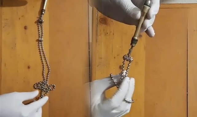 Şüpheli Şahsın Üzerinden Suikast Silahı Çıktı