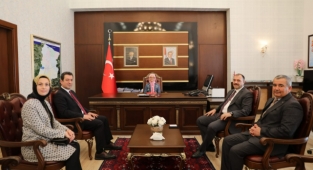 Vali Kaldırım 23 Nisan’da Koltuğunu Sare Çetinkaya’ya Devretti