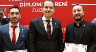 Yeniden Refah Partisinden Ankara'da Diploma Töreni