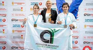 Adapazarı Belediyesi Sporcularından Bir Başarı Daha