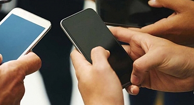 Cep Telefonu Alacaklar Dikkat: Bandrol Fiyatları Zamlandı