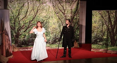 Çocuklara Yönelik Tiyatro Oyunu Robin Hood Sevenleriyle Buluştu