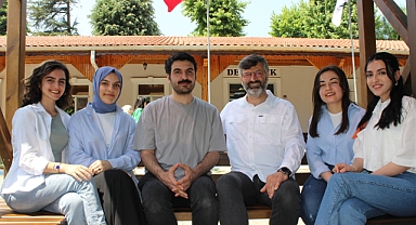 Eğitim Fakültesi Öğrencileri TÜBİTAK Tarafından Desteklenmeye Hak Kazandı