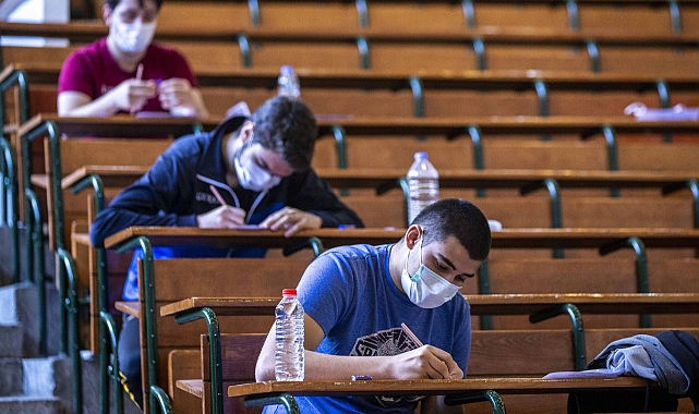 Milyonlarca Öğrenciye Müjde: Akbaşoğlu Tek Tek Açıkladı