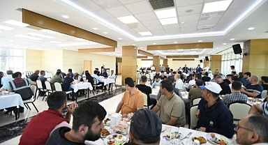 Rektör Savaşan'dan SAÜFEST Ekibine Teşekkür Kahvaltısı