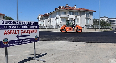 Serdivan’da Asfalt Çalışmaları Devam Ediyor