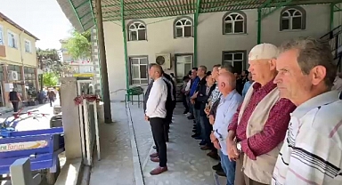 Yangına Müdahale Etmek İsterken Canından Oldu