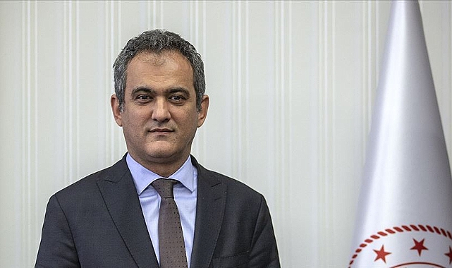 Bakan Özer Müjdeledi: 20 Bin Öğretmen Ataması Yapılacak