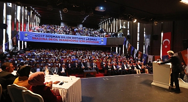 Başkan Yüce AK Parti Sakarya Teşkilatıyla Bir Araya Geldi