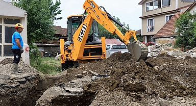 Büyükşehir, Akyazı'da Hummalı Çalışmalarına Devam Ediyor