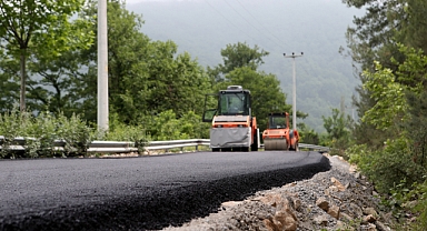 Büyükşehir Asfalt Çalışmalarına Yoğun Mesai Harcıyor