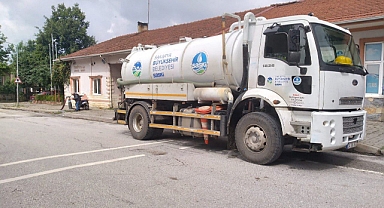 Büyükşehir Düzce'ye Vidanjör Gönderdi