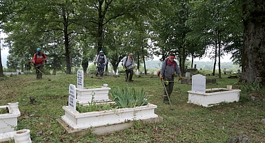Büyükşehir Mezarlıkları Kurban Bayramı'na Hazırlıyor