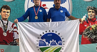 Büyükşehirli Ömer Avrupa Halter Şampiyonası'nda