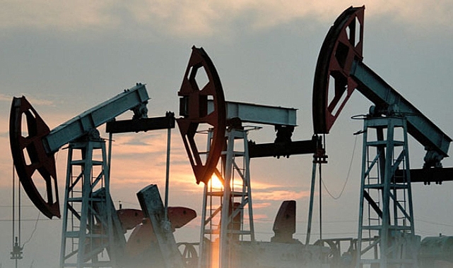 Petrol Fiyatları Düşüşte! Akaryakıta İndirim Gelecek Mi