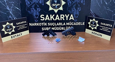 Sakarya’da 2 ilçede 3 Adrese Uyuşturucu Operasyonu: 5 Gözaltı