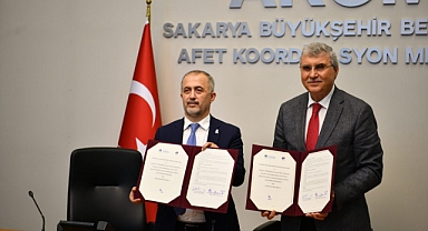 SAÜ ve Büyükşehir Belediyesi Arasında Gençlik Protokolü İmzalandı
