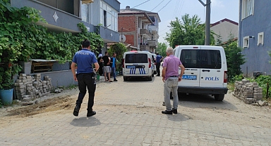 Uyuşturucu Bağımlısı Şahıs Polisin Parmağını Isırdı