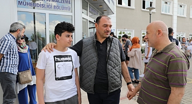 Vali Kaldırım Üniversite Adaylarına Sınav Öncesi Moral Verdi