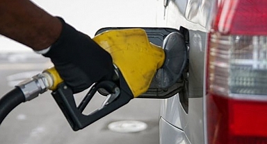 Akaryakıta Zam Geldi