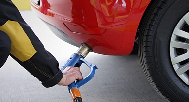 Benzine İndirim LPG'ye Zam