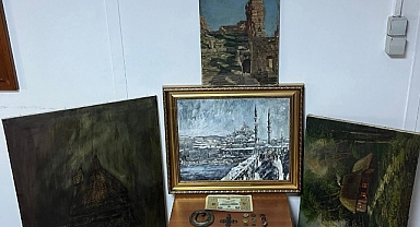 Durdurulan Araçta Tarihi Eserler Ele Geçirildi