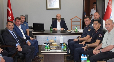 Ferizli'de Protokol Ve Halk Bayramlaşması Gerçekleştirildi