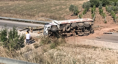 Freni Boşalan Kamyon Dehşet Saçtı: 1 Yaralı