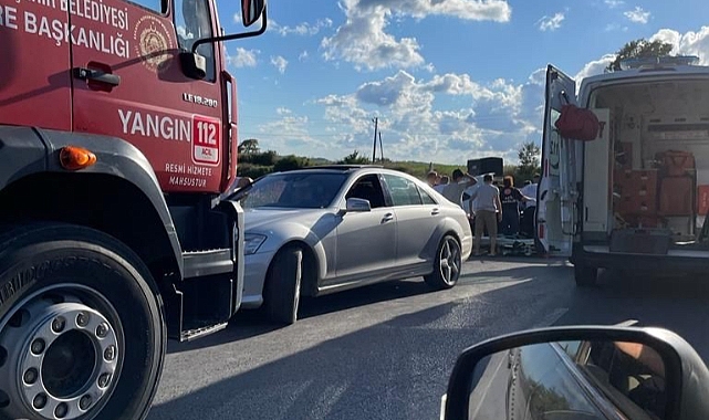 Kaynarca'da İki Otomobil Çarpıştı: 6 Yaralı